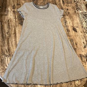 Gray, ribbed Love, fire dress
